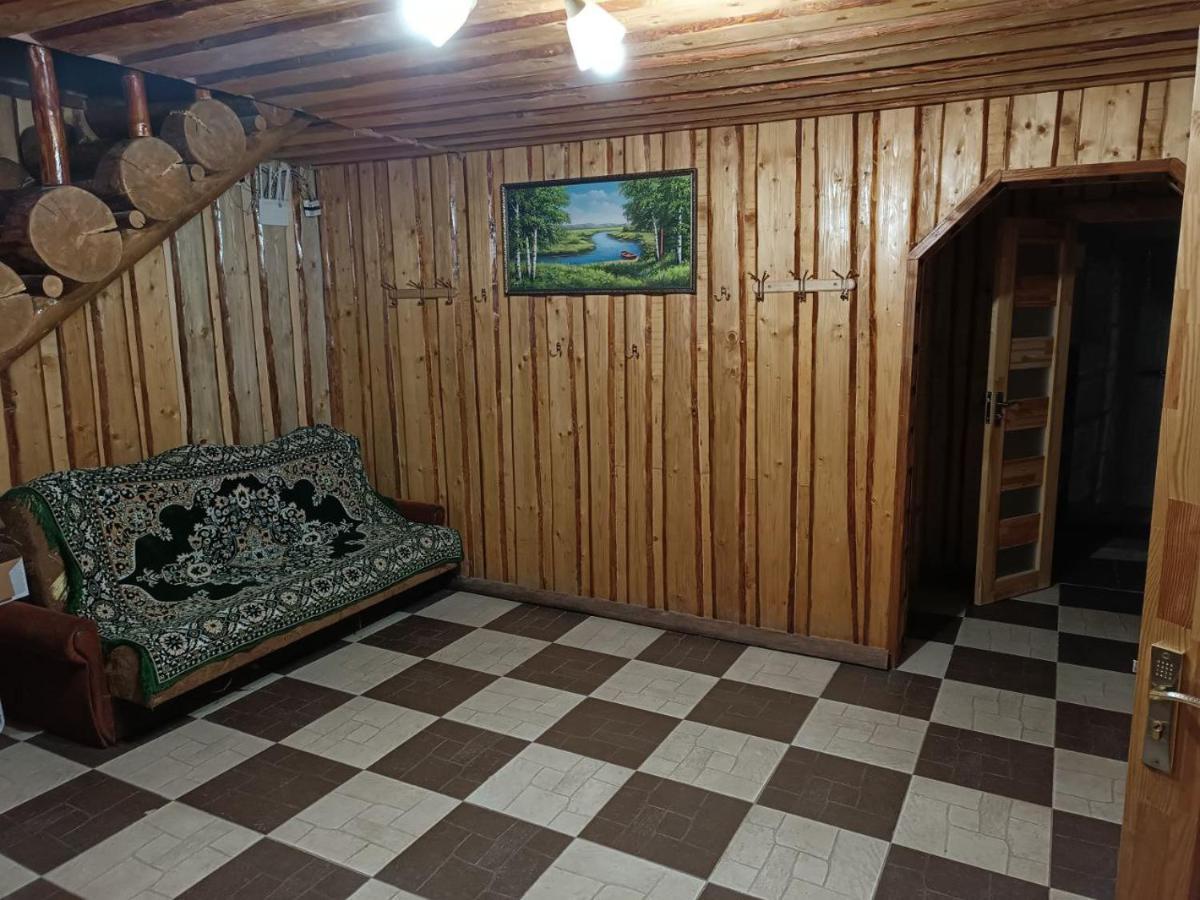 Vila Гостинний Двір У Ангеліни Tatariv Exteriér fotografie